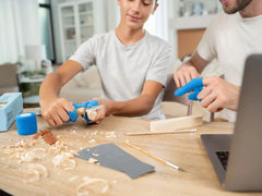 Spruce Tree Carving Kit – DIY08