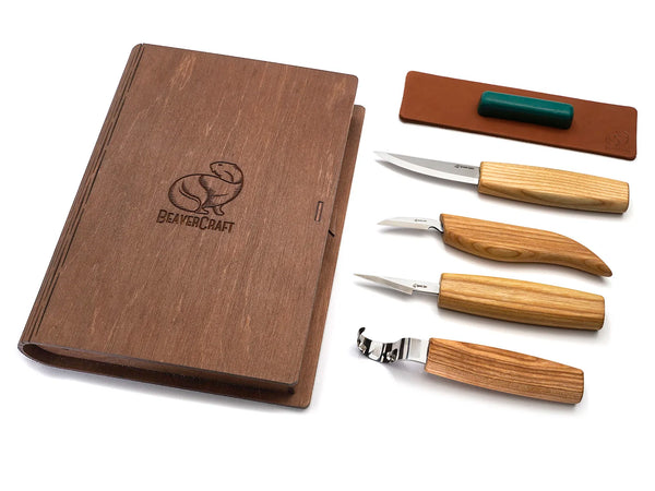 Set of 4 Knives in a Book Case - S09 book