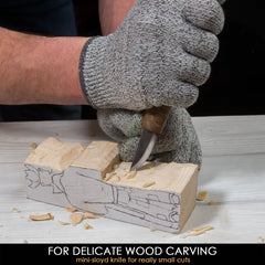 knife for delicate carving