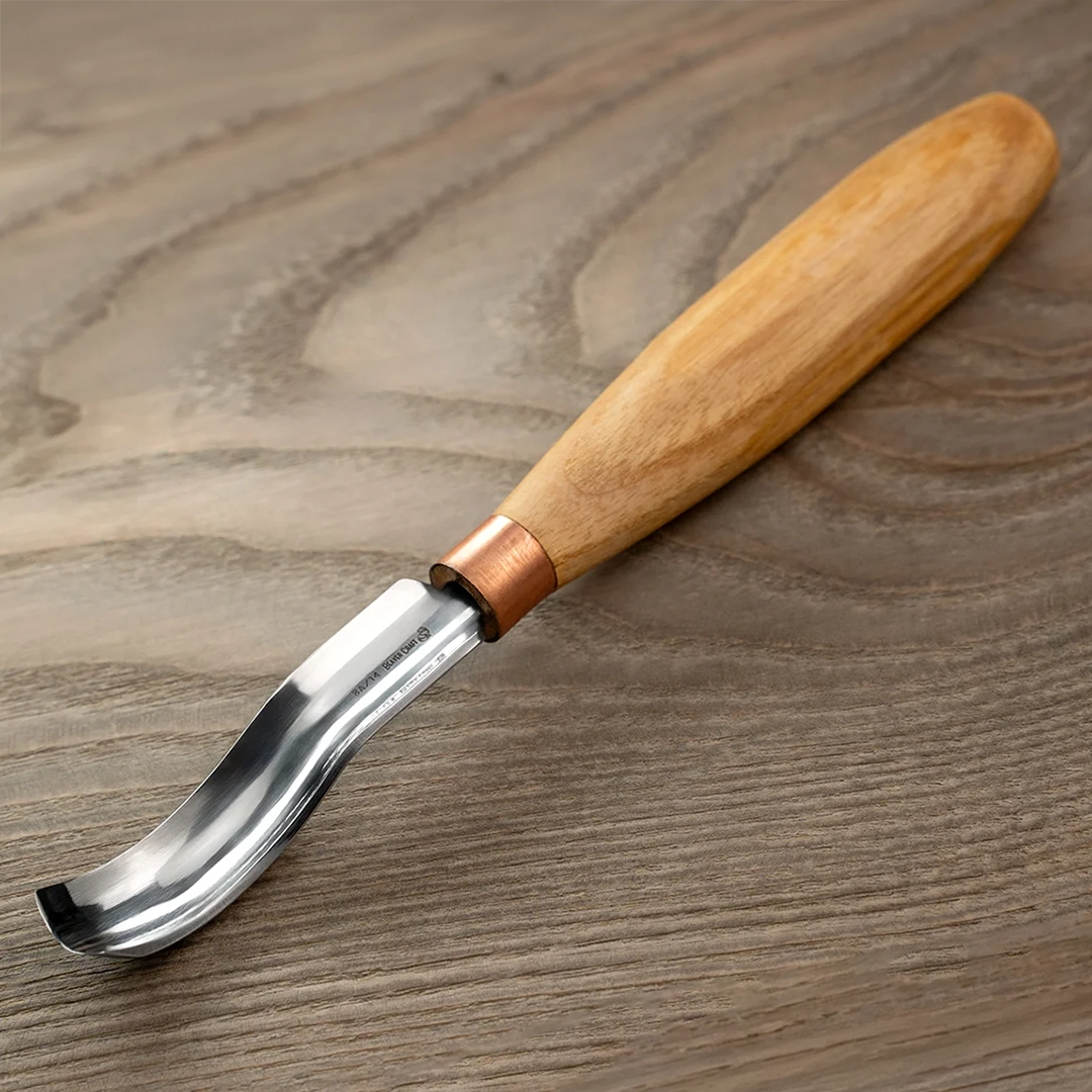 Compact Short Bent Wood Carving Gouge (Sweep #8) - K8A/14