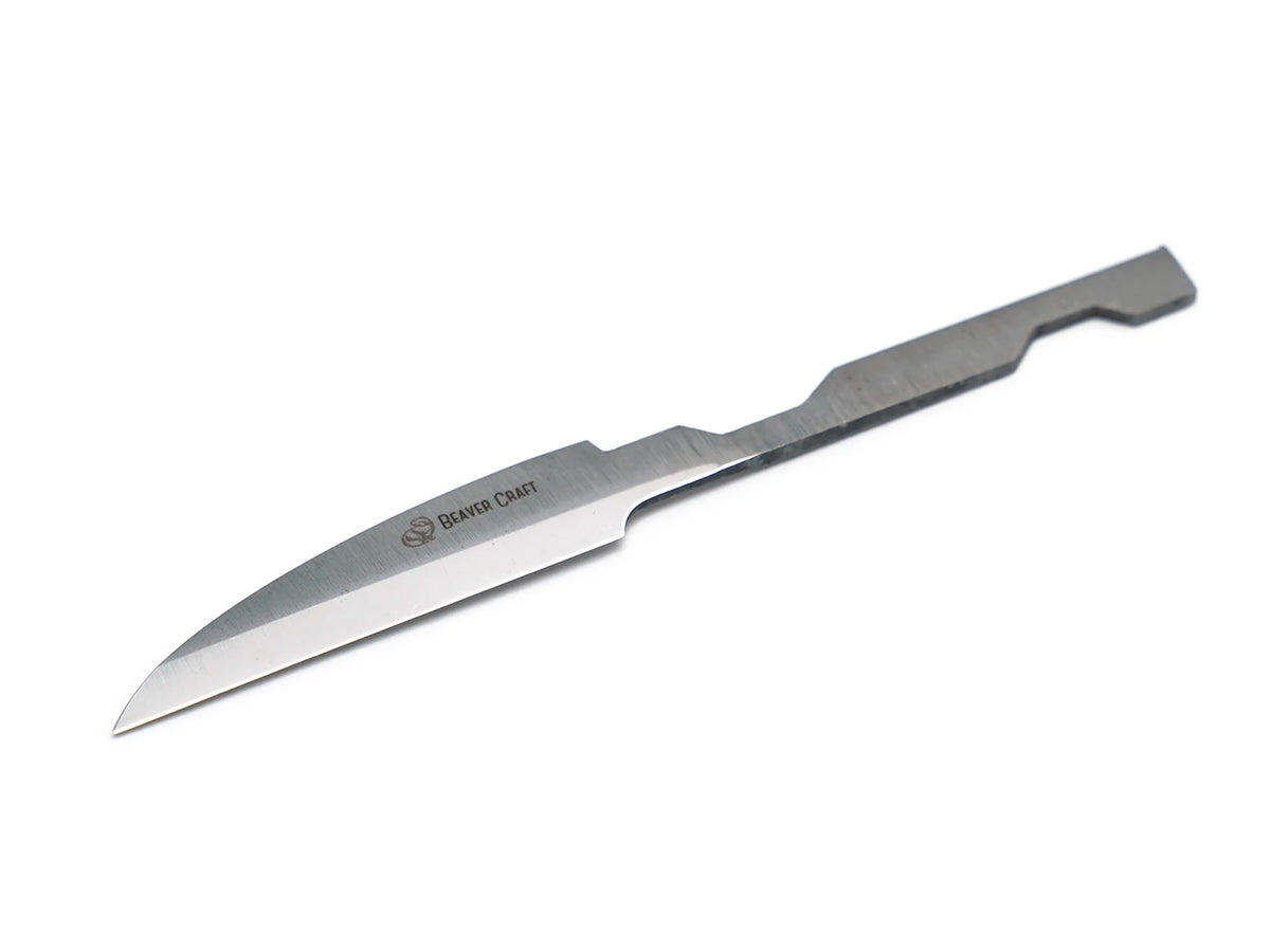 Blade for roughing knife